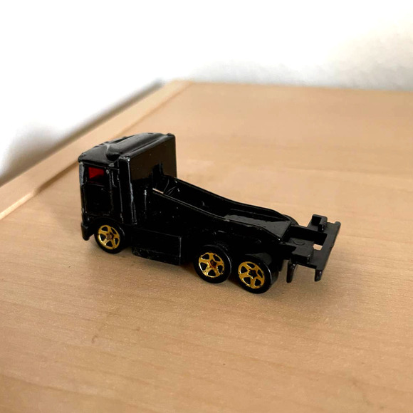 Hot Wheels Semi Cab Truck 1991 Black Vintage Big Rig Mattel 1:64 Diecast Used - Picture 8 of 12
